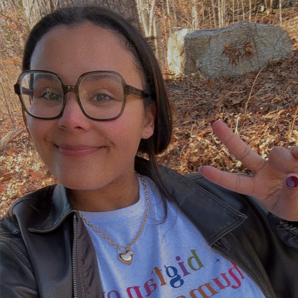 Meet your Posher, Olivia